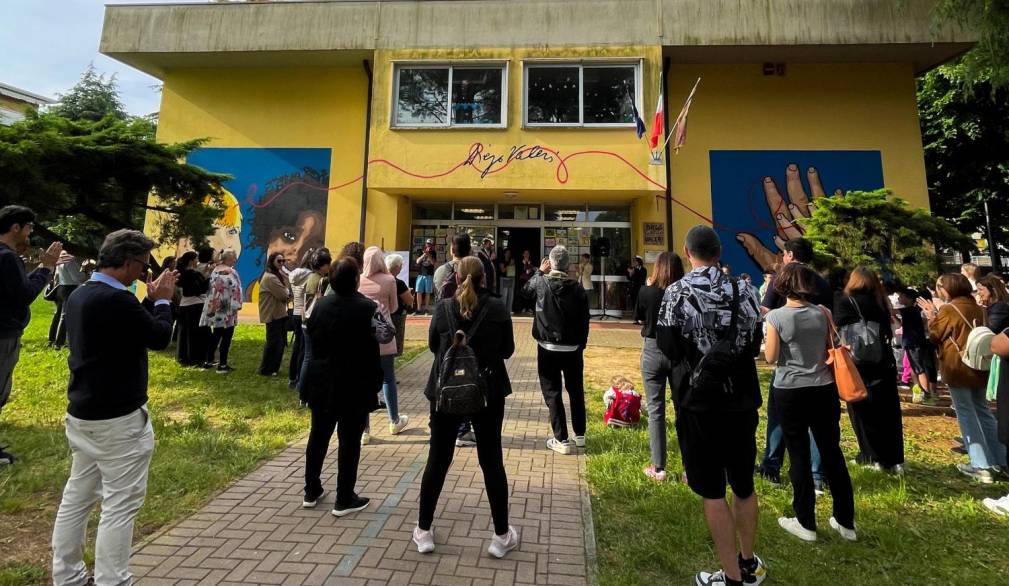 Mogliano: un murale realizzato con gli studenti alla primaria Valeri Mogliano: un murale realizzato con gli studenti alla primaria Valeri