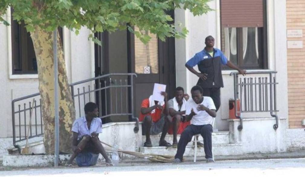 Dosson, caserma Serena: diminuisce il numero dei richiedenti asilo Dosson, caserma Serena: diminuisce il numero dei richiedenti asilo