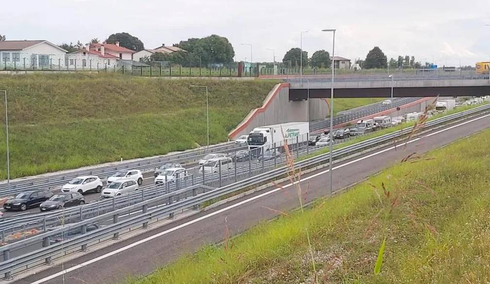Superstrada pedemontana, “idrovora” da 54 miliardi. Confindustria la difende, Manildo all’attacco