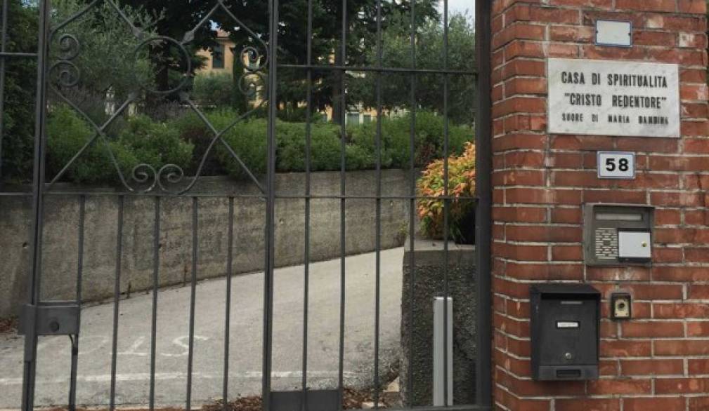 Accoglienza ai profughi: torna in auge l'ex convento di Onè Accoglienza ai profughi: torna in auge l'ex convento di Onè