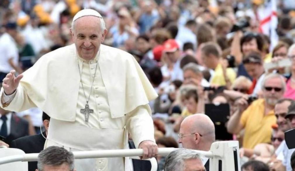 Papa Francesco annuncia il Giubileo 2025 “per tenere accesa la fiaccola della speranza” Papa Francesco annuncia il Giubileo 2025 “per tenere accesa la fiaccola della speranza”