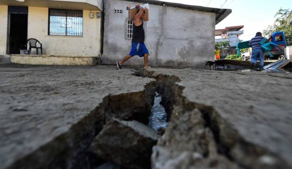 Terremoto, Ecuador in ginocchio. Le testimonianze della Caritas e di don Vallotto Terremoto, Ecuador in ginocchio. Le testimonianze della Caritas e di don Vallotto