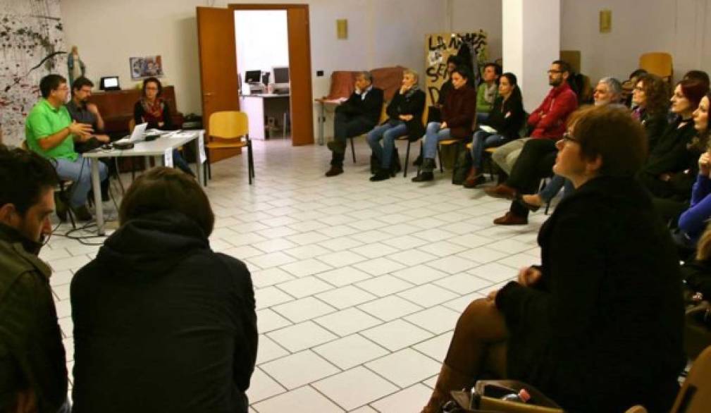Sulla strada incontro ai giovani da 16 anni Sulla strada incontro ai giovani da 16 anni