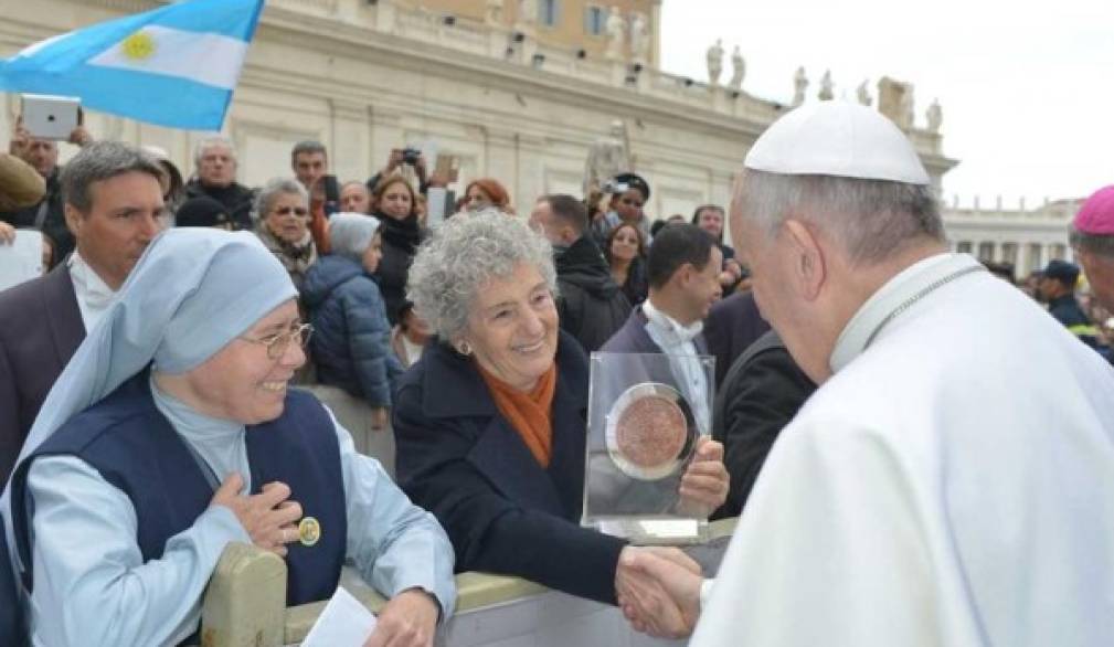 Il Papa ai nonni: siete essenziali! Il Papa ai nonni: siete essenziali!