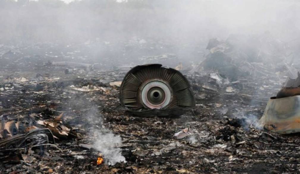 Ucraina: abbattuto volo Malaysia Airlines, 298 morti. Scambio di accuse fra Mosca e Kiev Ucraina: abbattuto volo Malaysia Airlines, 298 morti. Scambio di accuse fra Mosca e Kiev