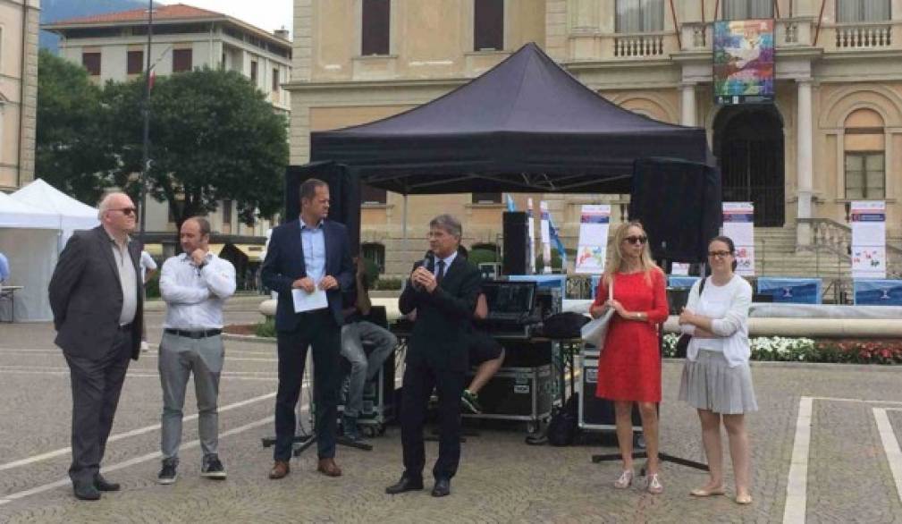 Cooperative in piazza a Vittorio Veneto: ribadita l'utopia del modello cooperativo Cooperative in piazza a Vittorio Veneto: ribadita l'utopia del modello cooperativo