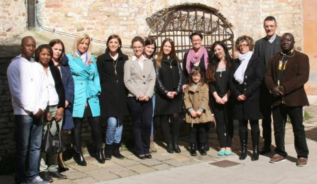 I nuovi battezzati: presi per mano dal Padre I nuovi battezzati: presi per mano dal Padre