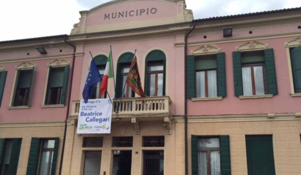 Striscione per Beatrice Callegari, prima olimpionica di Vedelago Striscione per Beatrice Callegari, prima olimpionica di Vedelago