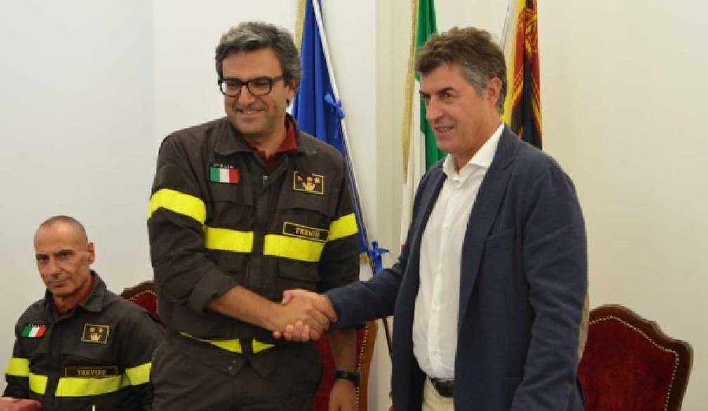 Rischio emergenze negli ospedali: protocollo tra Ulss 9 e vigili del fuoco Rischio emergenze negli ospedali: protocollo tra Ulss 9 e vigili del fuoco
