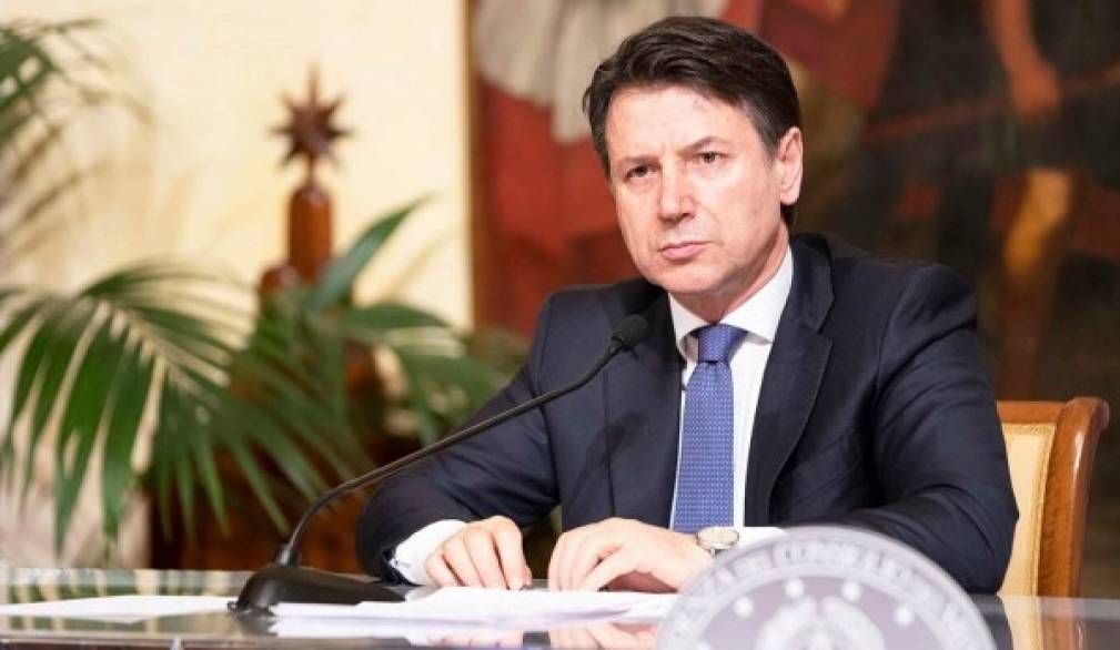 Conte: "Tutti fermi fino al 3 maggio" Conte: "Tutti fermi fino al 3 maggio"