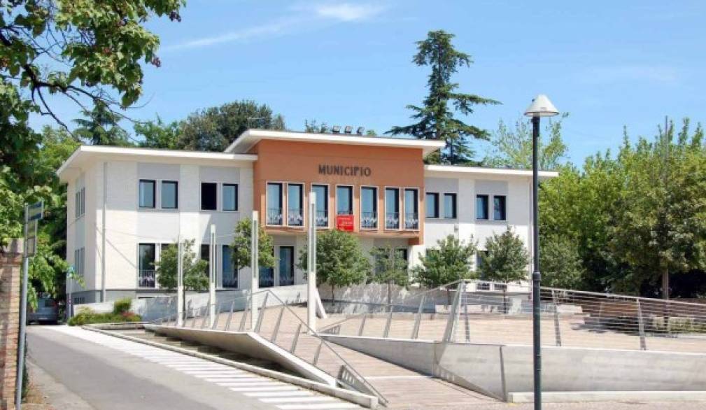 Roncade, il Comune interviene con il Pacchetto famiglia e con un fondo di garanzia per le imprese Roncade, il Comune interviene con il Pacchetto famiglia e con un fondo di garanzia per le imprese