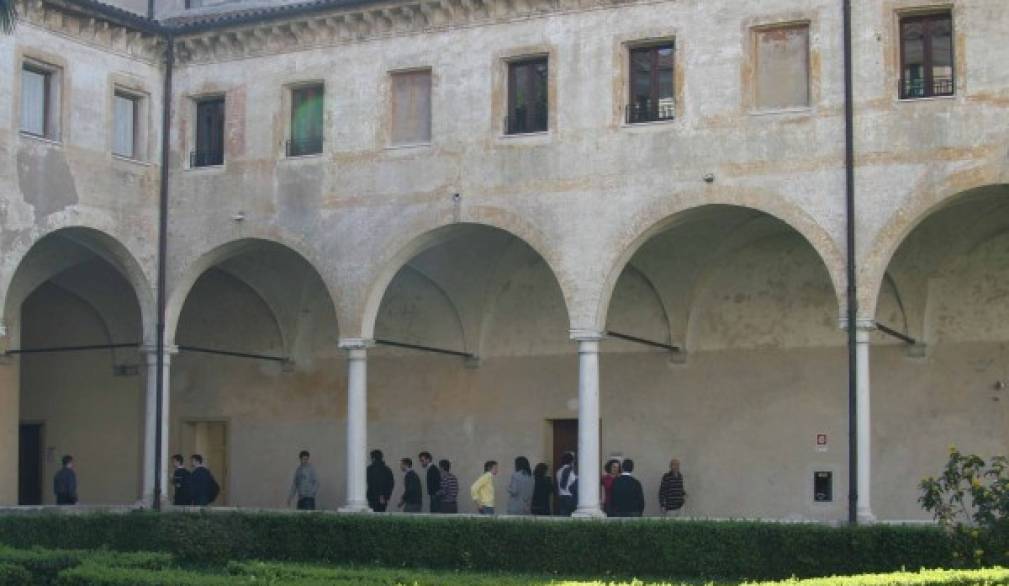 Cinquant'anni di formazione aperta e integrale con lo Studio teologico interdiocesano Cinquant'anni di formazione aperta e integrale con lo Studio teologico interdiocesano