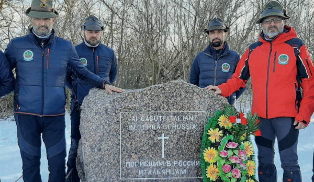 Alpini dal fiume Don fino a Nikolaevka Alpini dal fiume Don fino a Nikolaevka