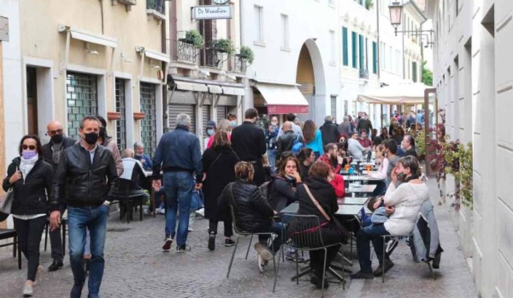 Il Veneto tornerà in zona bianca dal 7 giugno Il Veneto tornerà in zona bianca dal 7 giugno