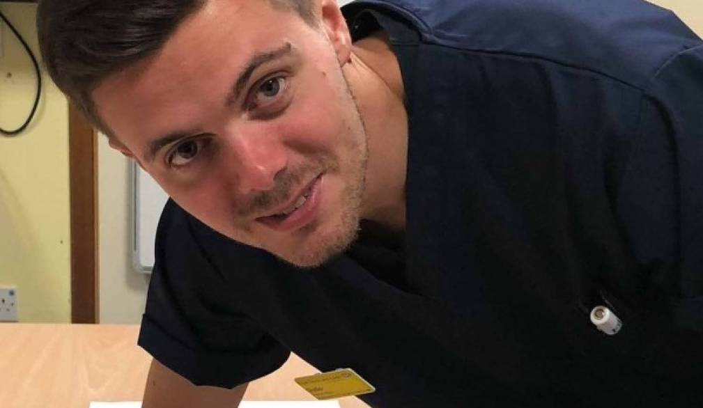 CRONACHE DALLA PANDEMIA. L'infermiere trevigiano nel cuore dell'emergenza in Inghilterra CRONACHE DALLA PANDEMIA. L'infermiere trevigiano nel cuore dell'emergenza in Inghilterra