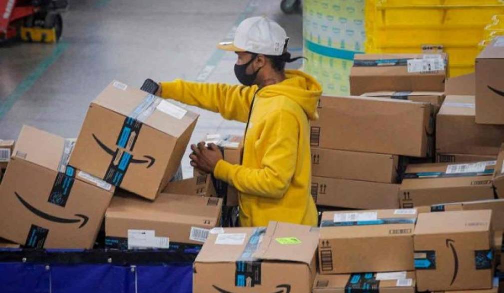 Lavoro senza qualità: lo studio di Ebicom sull'impatto dei poli Amazon su occupazione, viabilità, indotto economico e consumo di suolo Lavoro senza qualità: lo studio di Ebicom sull'impatto dei poli Amazon su occupazione, viabilità, indotto economico e consumo di suolo