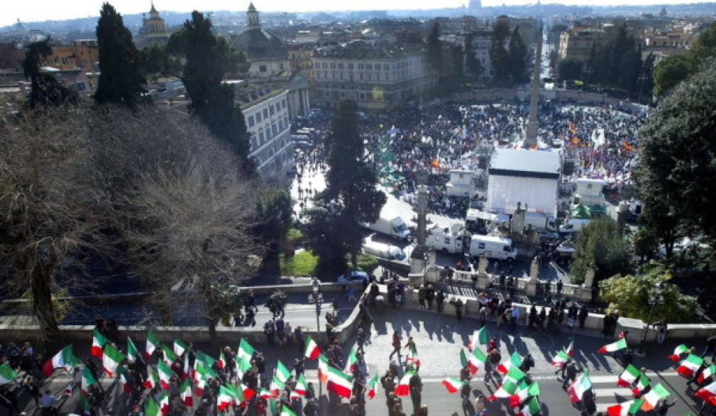 Ottanta pullman dal Veneto per il Salvini day Ottanta pullman dal Veneto per il Salvini day