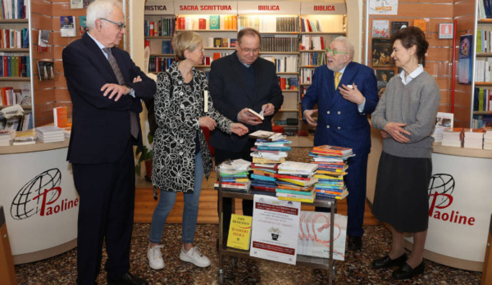 La libreria Paoline consegna 121 libri alle persone detenute La libreria Paoline consegna 121 libri alle persone detenute