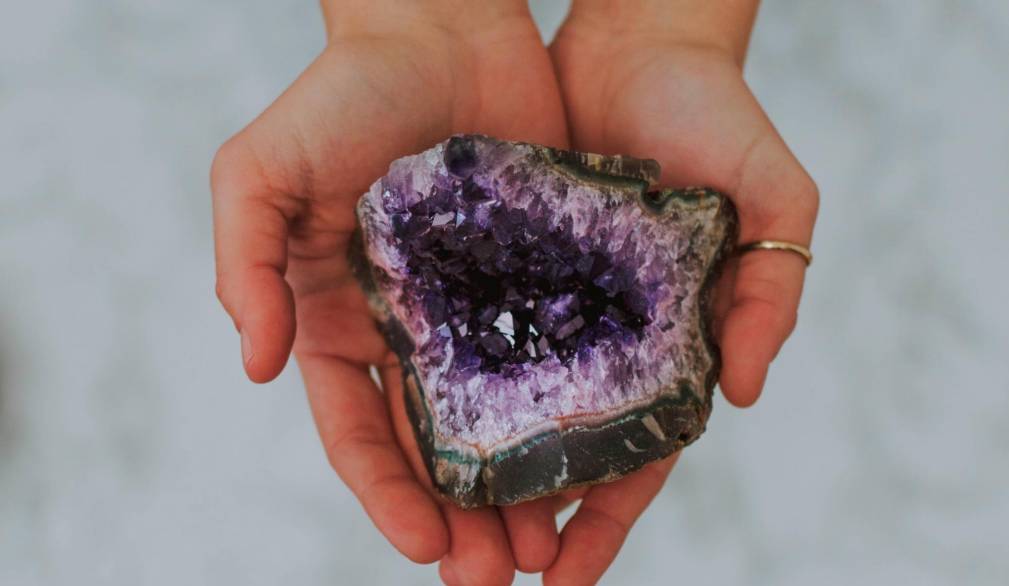Foto Lilartsy - Unsplash Foto Lilartsy - Unsplash