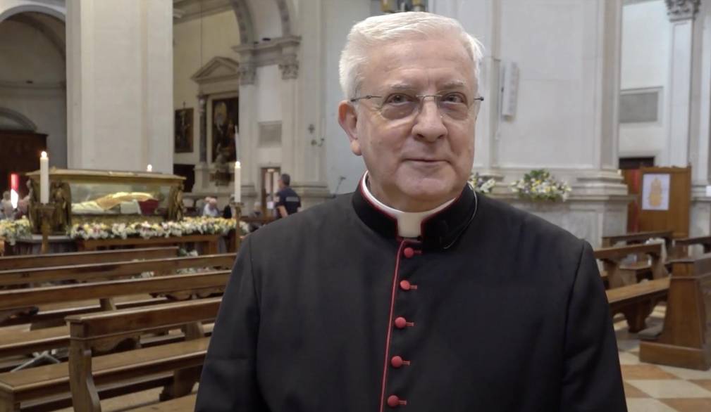Mons. Bonora, i funerali venerdì pomeriggio. Il dolore del vescovo Tomasi Mons. Bonora, i funerali venerdì pomeriggio. Il dolore del vescovo Tomasi