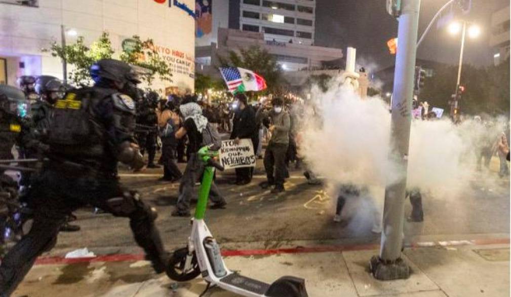 Stati Uniti: Raid nelle chiese di Los Angeles, 114 arresti Stati Uniti: Raid nelle chiese di Los Angeles, 114 arresti