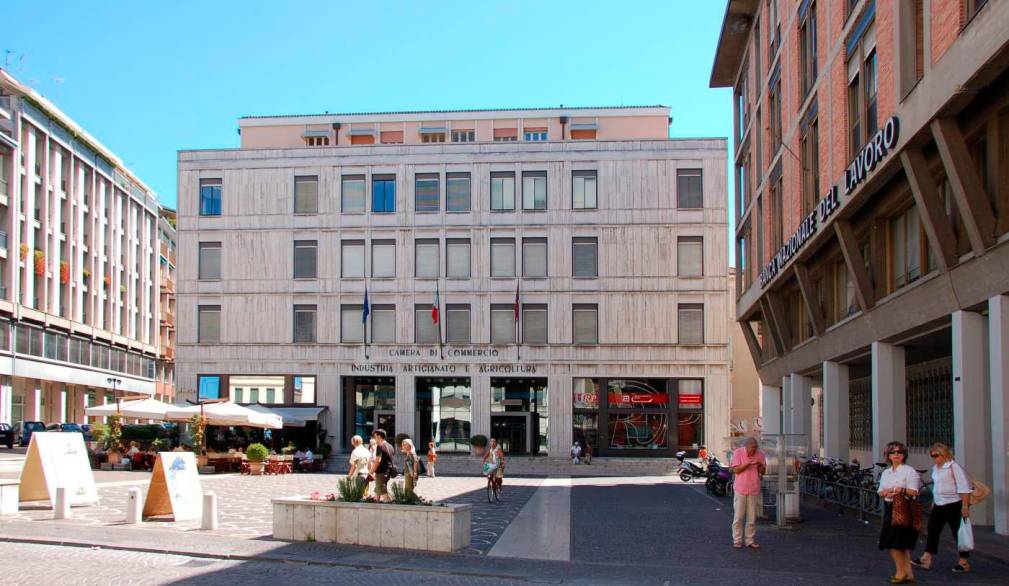 Camera di commercio di Treviso: Lavori entro fine anno? Camera di commercio di Treviso: Lavori entro fine anno?