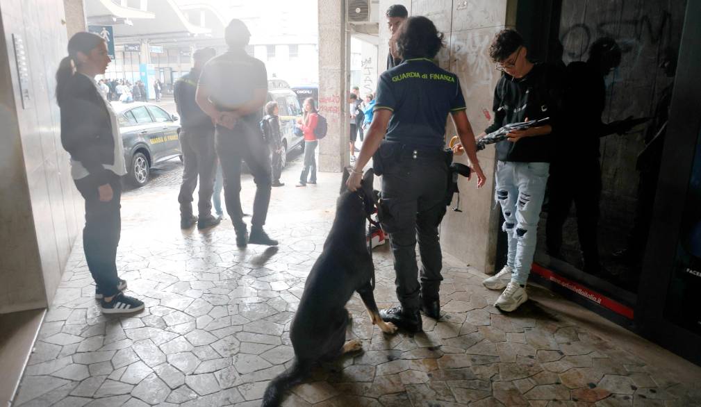 Controlli e sicurezza nelle scuole: il problema è la violenza nella società