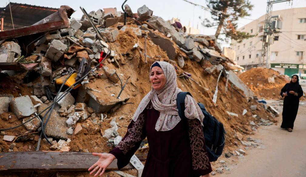 Vita quotidiana di guerra a Gaza, dove i civili sono allo stremo Vita quotidiana di guerra a Gaza, dove i civili sono allo stremo