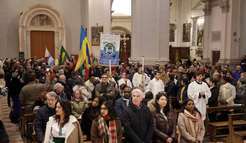 Messa dei popoli con vescovo Michele Tomasi, in cattedrale a Treviso