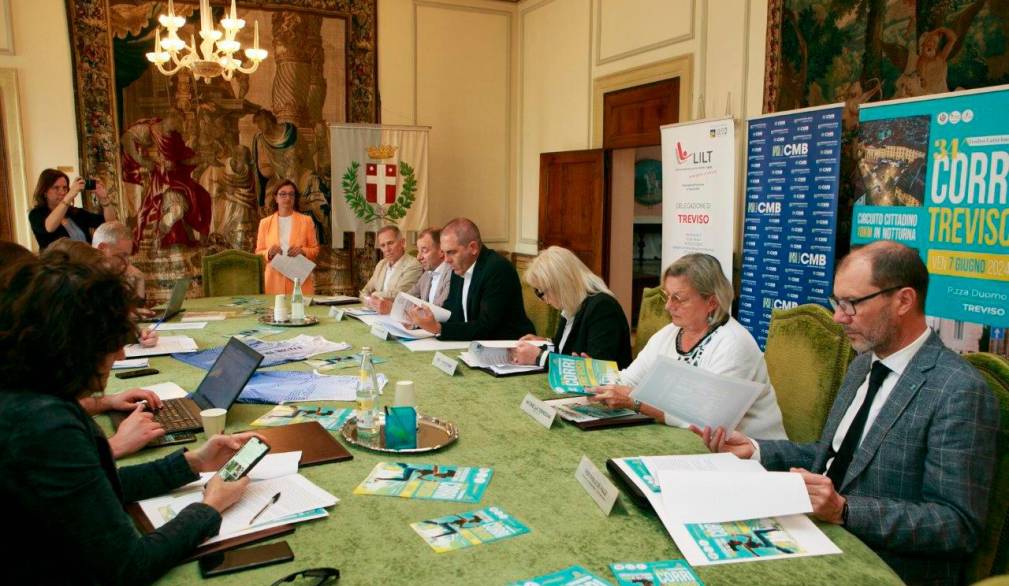 Corritreviso, una serata colorata d’azzurro Corritreviso, una serata colorata d’azzurro