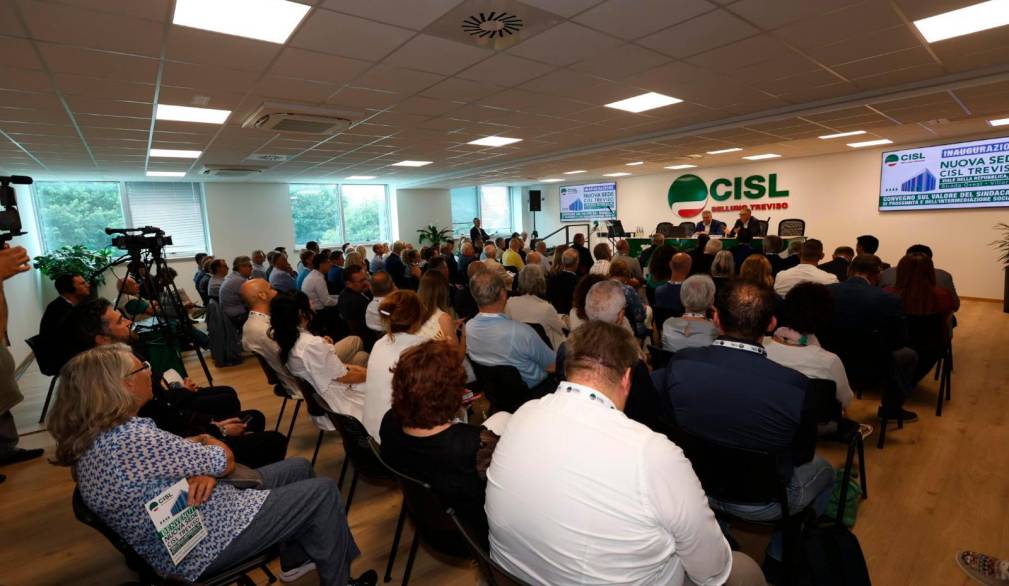 La sede della Cisl trevigiana intitolata a Giuseppe Corazzin La sede della Cisl trevigiana intitolata a Giuseppe Corazzin