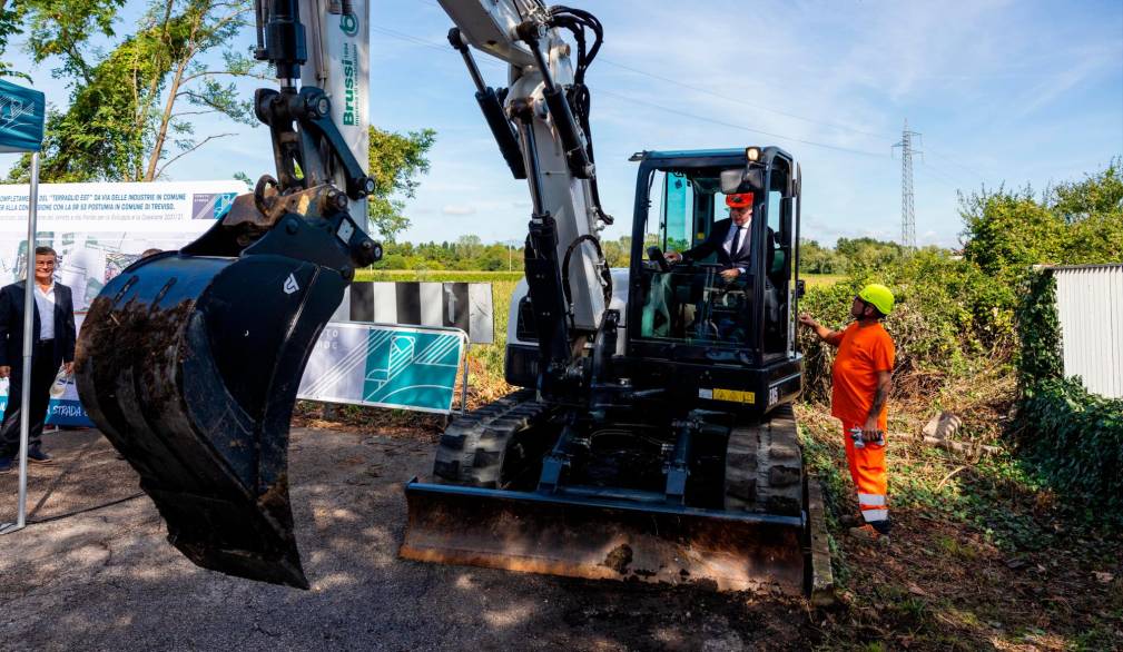 Terraglio Est, taglio del nastro per il cantiere del secondo stralcio Terraglio Est, taglio del nastro per il cantiere del secondo stralcio