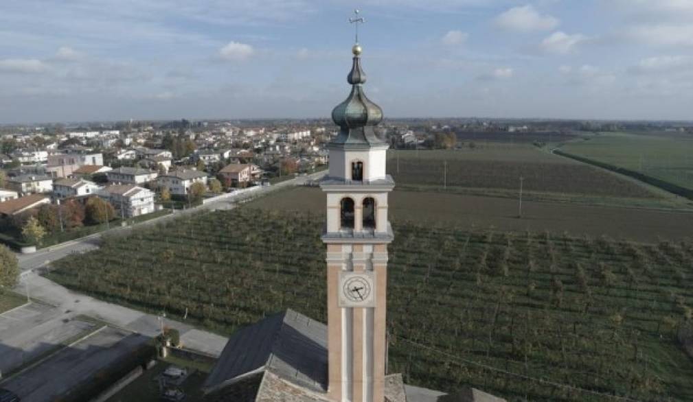 San Biagio in festa con il card. Bagnasco per l'inaugurazione del campanile totalmente restaurato San Biagio in festa con il card. Bagnasco per l'inaugurazione del campanile totalmente restaurato