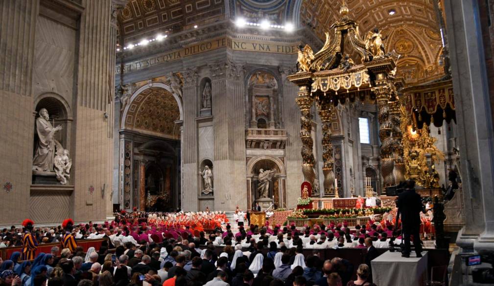 Il card. Re nella messa “pro eligendo Pontifice”: “Comunione e unità, non uniformità” Il card. Re nella messa “pro eligendo Pontifice”: “Comunione e unità, non uniformità”
