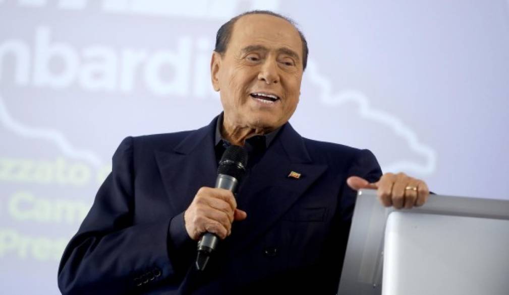 Berlusconi, il politologo Pombeni: "Protagonista della post-politica" Berlusconi, il politologo Pombeni: "Protagonista della post-politica"