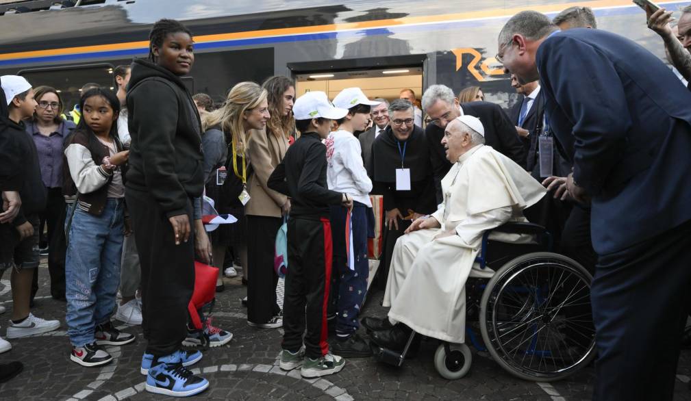 Il Papa incontra in bambini di tutto il mondo Il Papa incontra in bambini di tutto il mondo