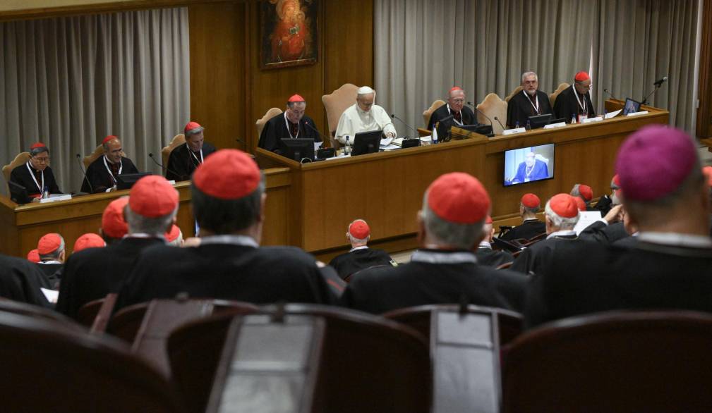 Concistoro, Leone XIV ai cardinali: “Sento la necessità di contare su di voi”