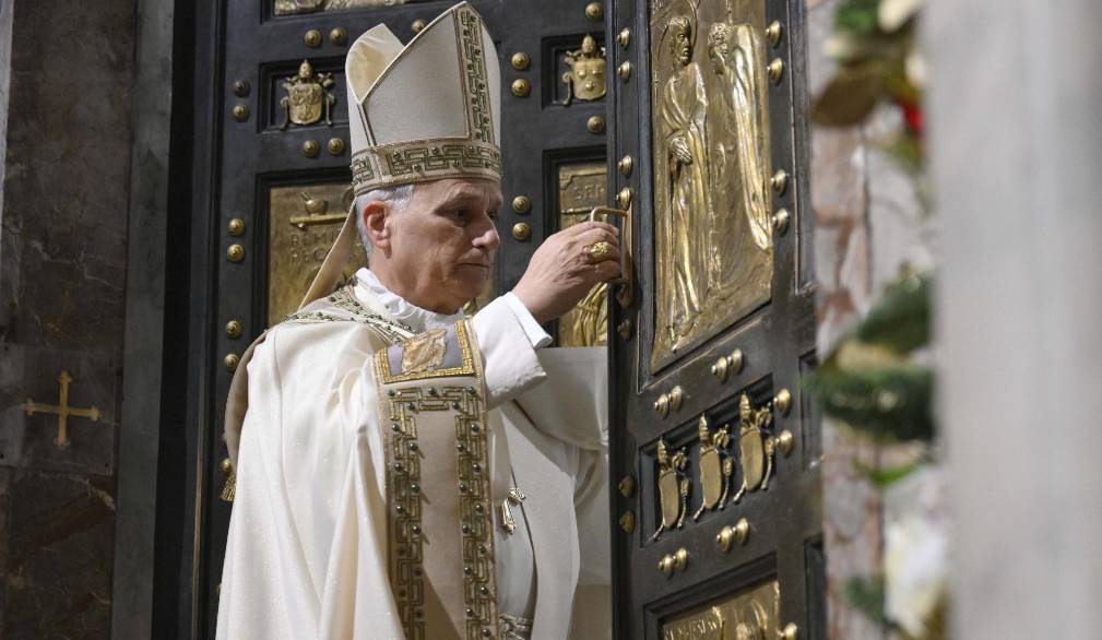 Leone XIV chiude la Porta Santa e il Giubileo: “Si affermi l’artigianato della pace”