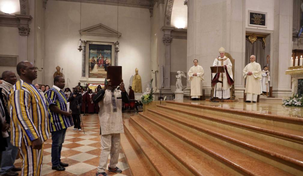 Messa dei popoli con vescovo Michele Tomasi, in cattedrale a Treviso