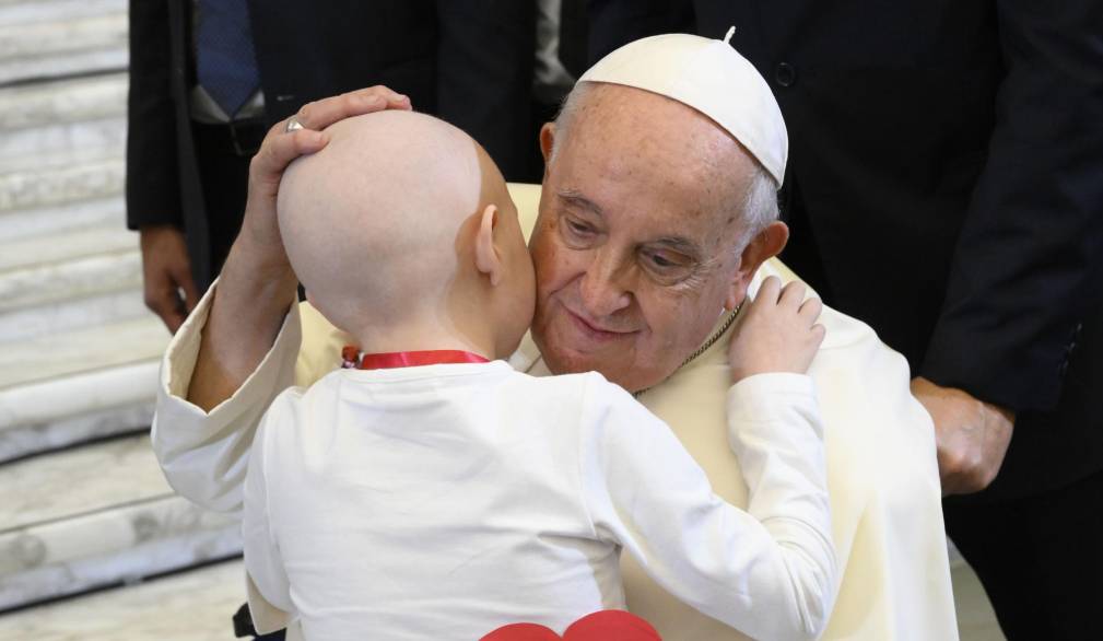 Il Papa incontra in bambini di tutto il mondo Il Papa incontra in bambini di tutto il mondo