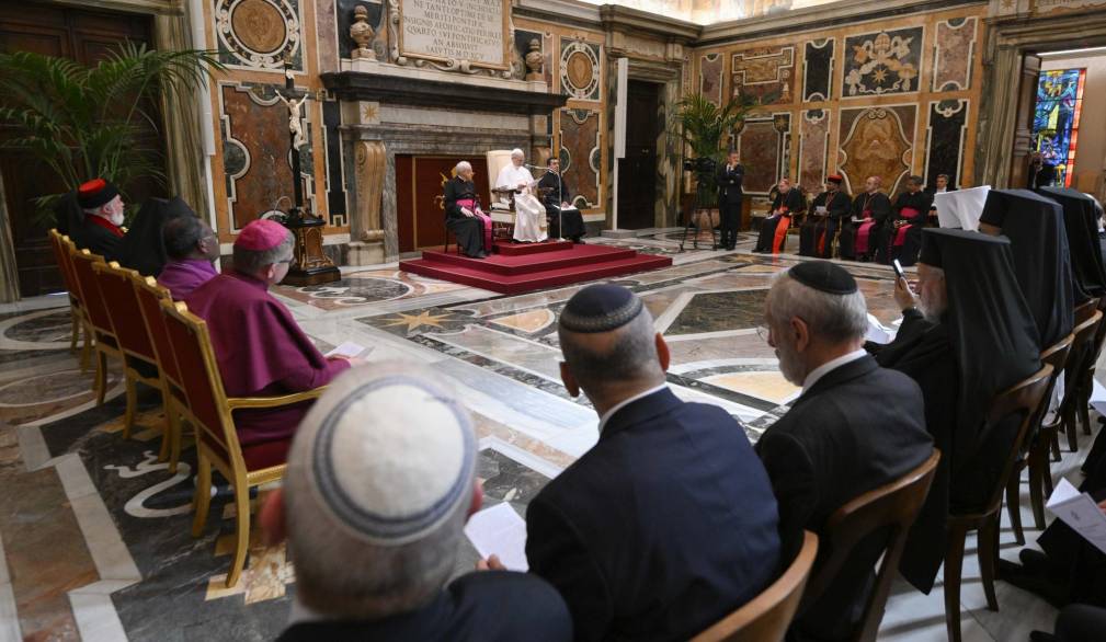 Leone XIV ai rappresentanti delle altre chiese e religioni: “Tempo di dialogare e di costruire ponti” Leone XIV ai rappresentanti delle altre chiese e religioni: “Tempo di dialogare e di costruire ponti”