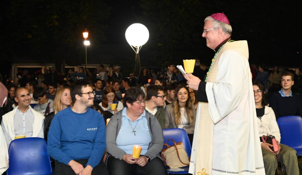 Veglia dei giovani e missionaria: il vescovo Michele Tomasi Veglia dei giovani e missionaria: il vescovo Michele Tomasi