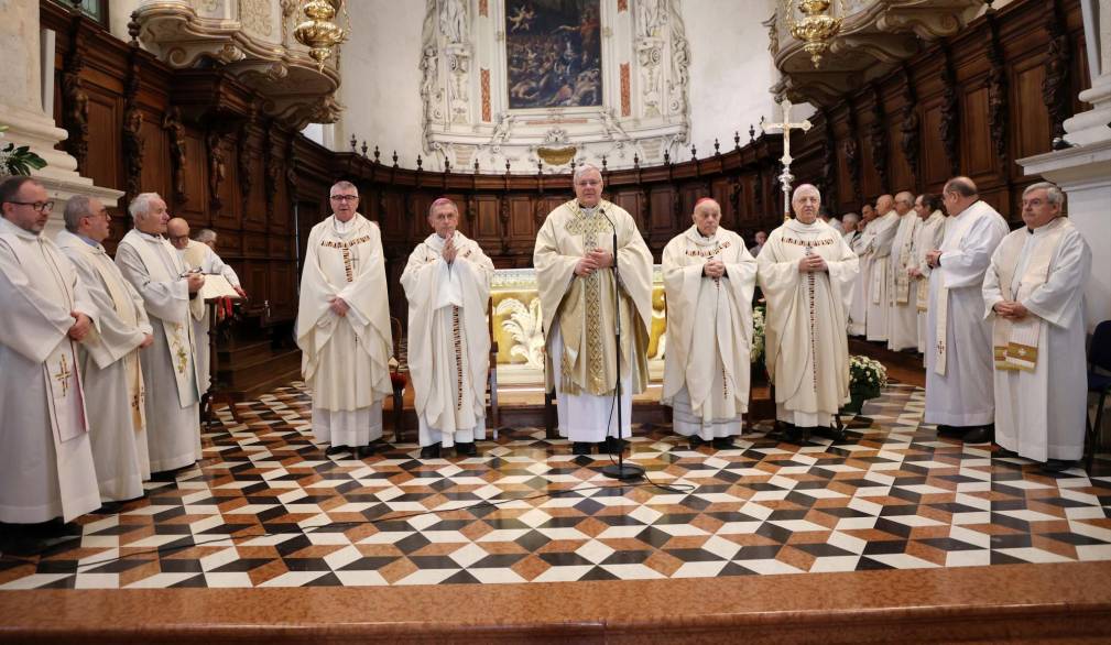 Nel primo anniversario della morte, mons. Magnani ricordato da cinque vescovi Nel primo anniversario della morte, mons. Magnani ricordato da cinque vescovi
