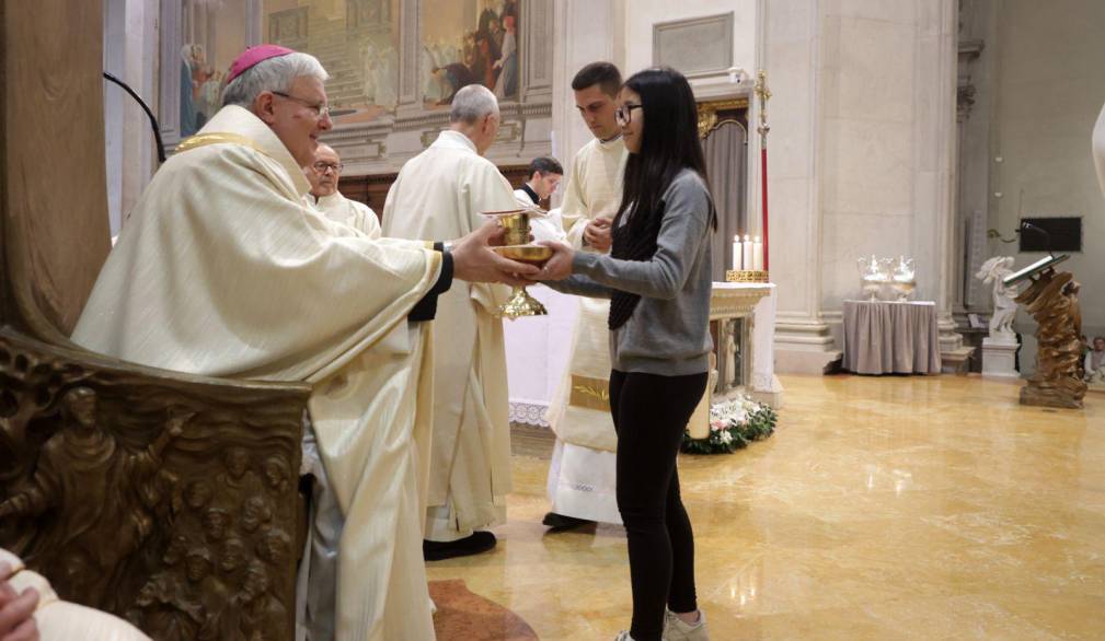 Messa del Crisma, il Vescovo: dal “tornare all’origine” una “Parola per la vita”