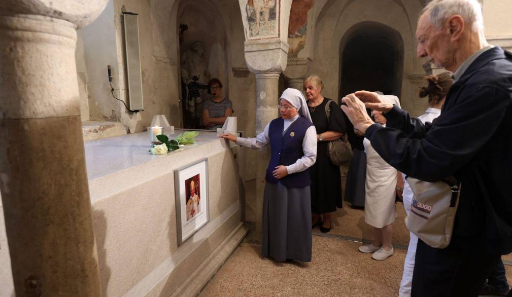 Per il vescovo Gianfranco Agostino ora c’è un posto nella Casa del Padre Per il vescovo Gianfranco Agostino ora c’è un posto nella Casa del Padre