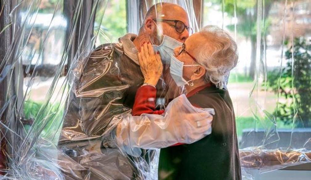 Pandemia, che cosa ci ha lasciato. Una nuova organizzazione per la sanità e il welfare Pandemia, che cosa ci ha lasciato. Una nuova organizzazione per la sanità e il welfare
