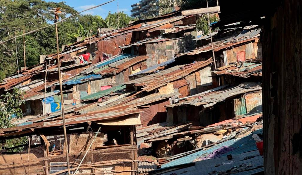 La speranza tra i rifiuti delle baraccopoli di Nairobi