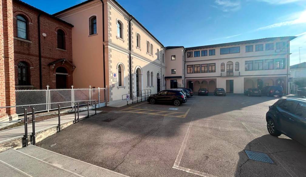 A Quinto terzo impianto fotovoltaico in parrocchia A Quinto terzo impianto fotovoltaico in parrocchia