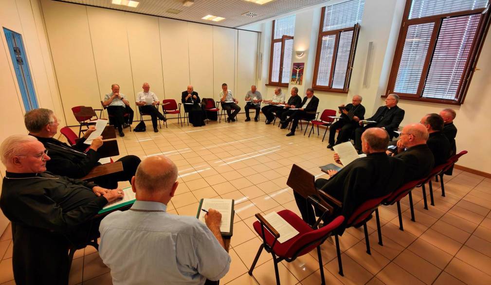 I vescovi del Triveneto confermano l’attenzione della Chiesa per i migranti I vescovi del Triveneto confermano l’attenzione della Chiesa per i migranti