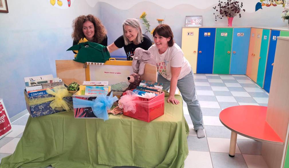Libri in dono all’asilo di Paese per ricordare Stefania Sordi Libri in dono all’asilo di Paese per ricordare Stefania Sordi